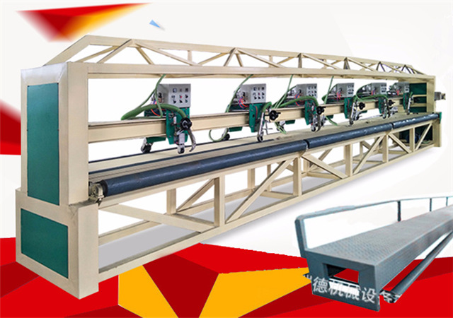 篷布熱合機(jī)多少錢(qián)一臺(tái)  鑫瑞德廠家報(bào)價(jià)信息
